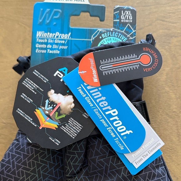 WinterProof Heavyweight  Touch Screen Enabled Cold Weather Gloves - Picture 3 of 6